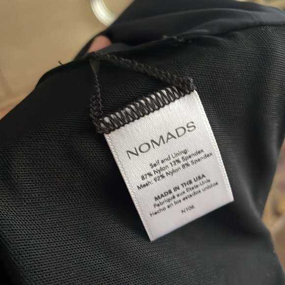 Nomads Wave one piece swimsuit , size 4x, new - Picture 7 of 10